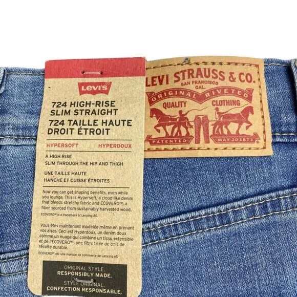 NWT LEVI'S 724 High Rise Slim Straight Jeans 26