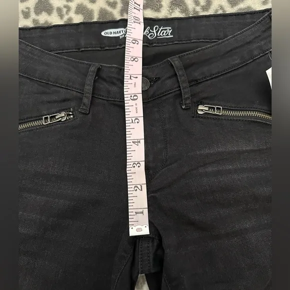 Old Navy Low Rise Rockstar Moto Skinny Jeans in Black Size 4 Regular