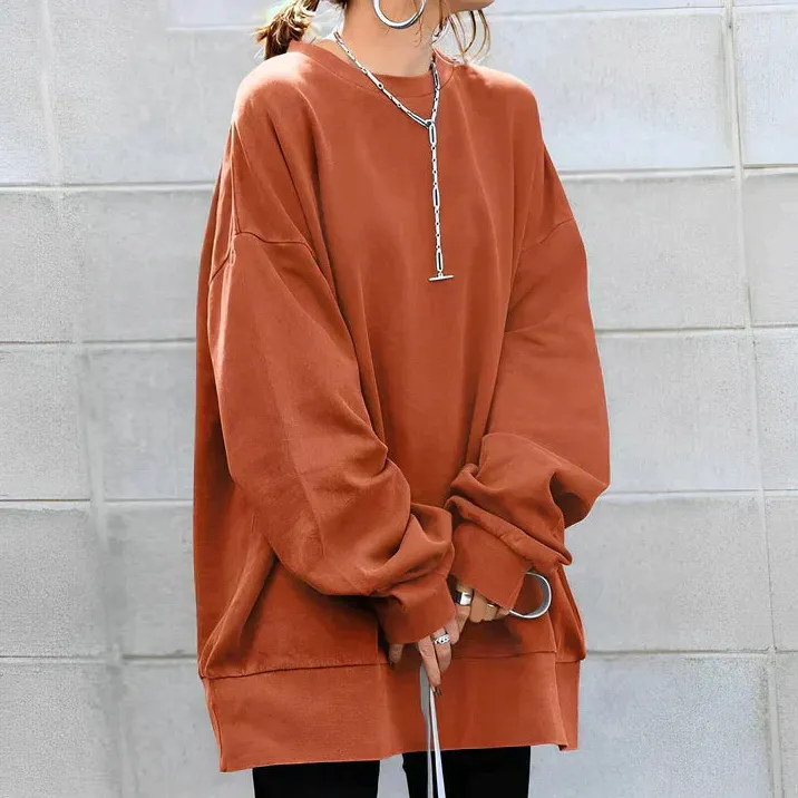 Oversized jumper - wide women's long-sleeved jumper with loose fit