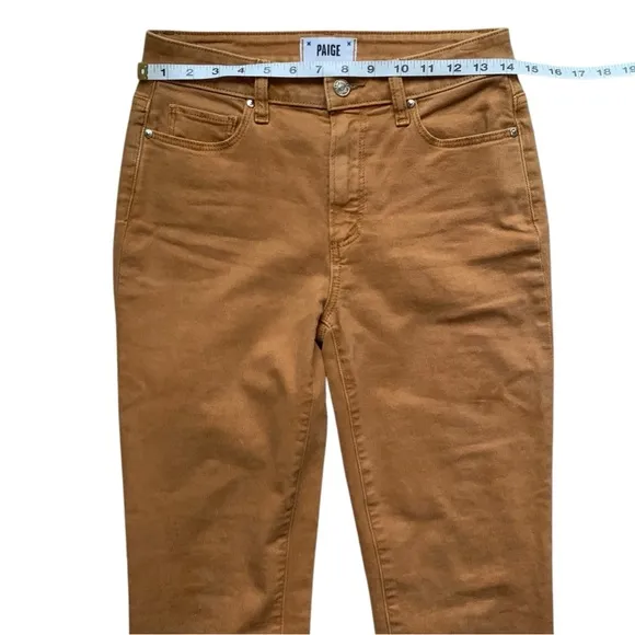PAIGE Cindy Straight Leg Jeans! Retail $209