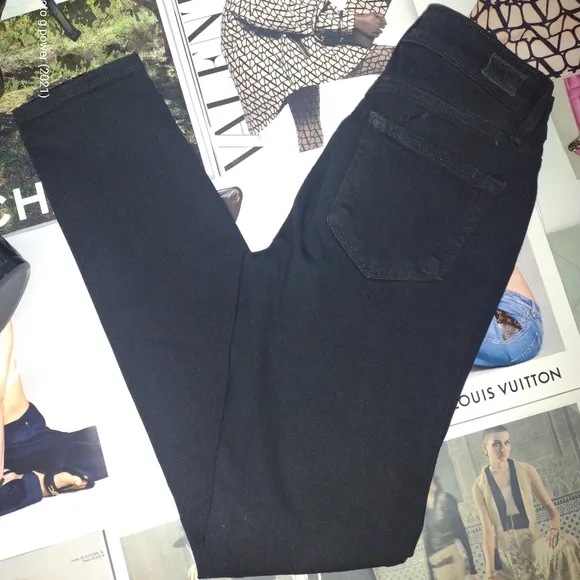 PAIGE Verdugo Ultra Skinny Jeans