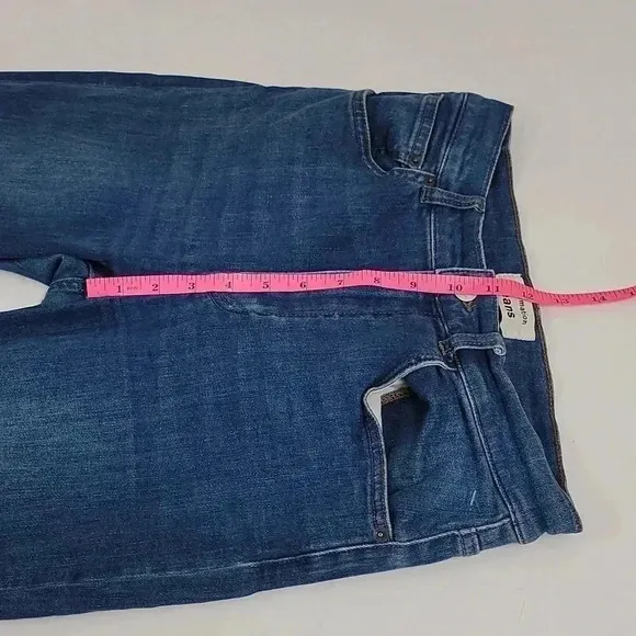 Reformation Harper High Rise Skinny Jeans in Neris