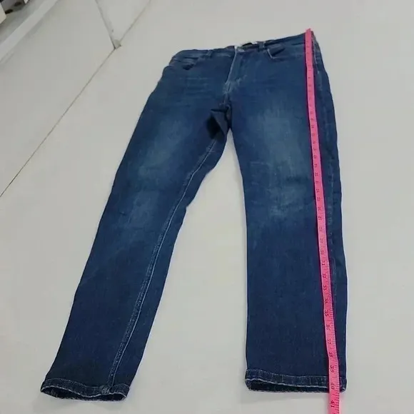 Reformation Harper High Rise Skinny Jeans in Neris