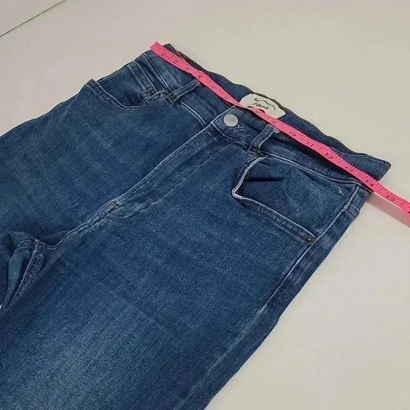 Reformation Harper High Rise Skinny Jeans in Neris