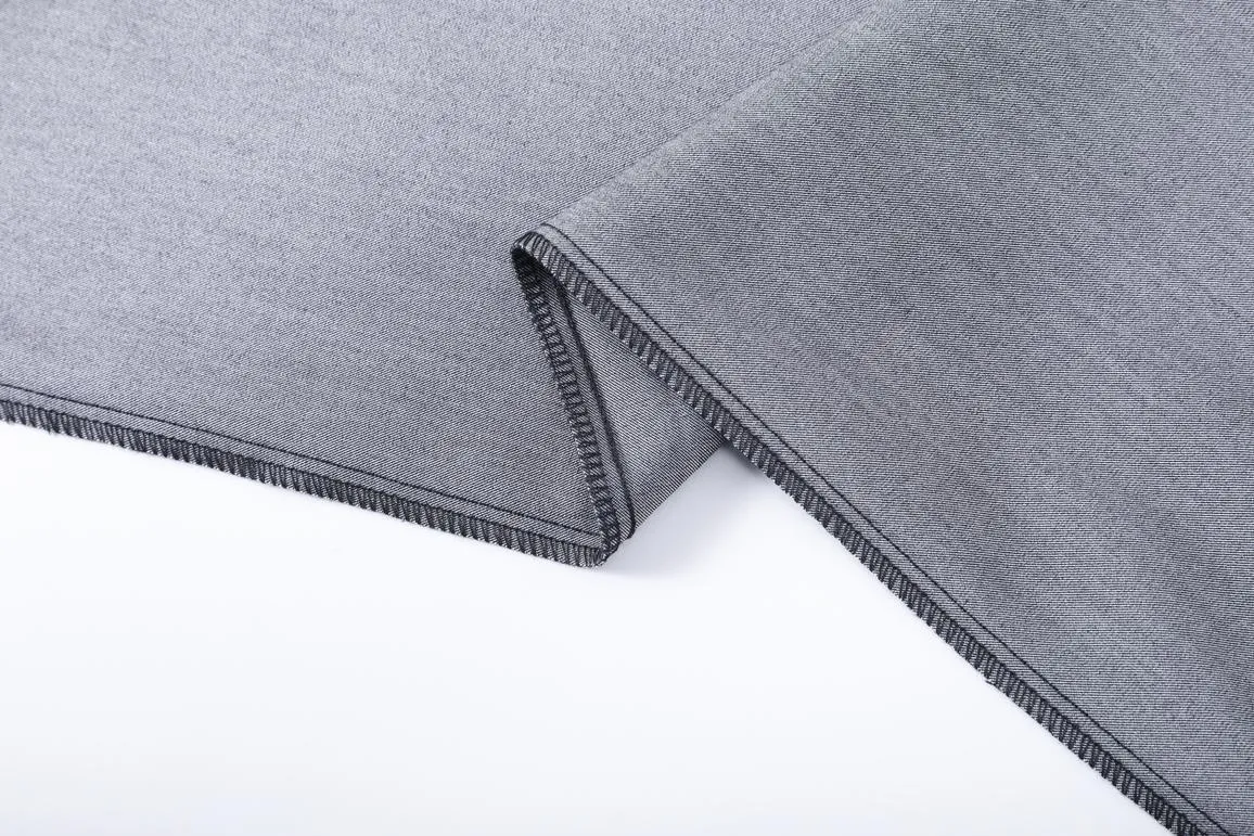 Relaxed-Fit Wide Leg Jeans with Double Stitching for Comfortable Style