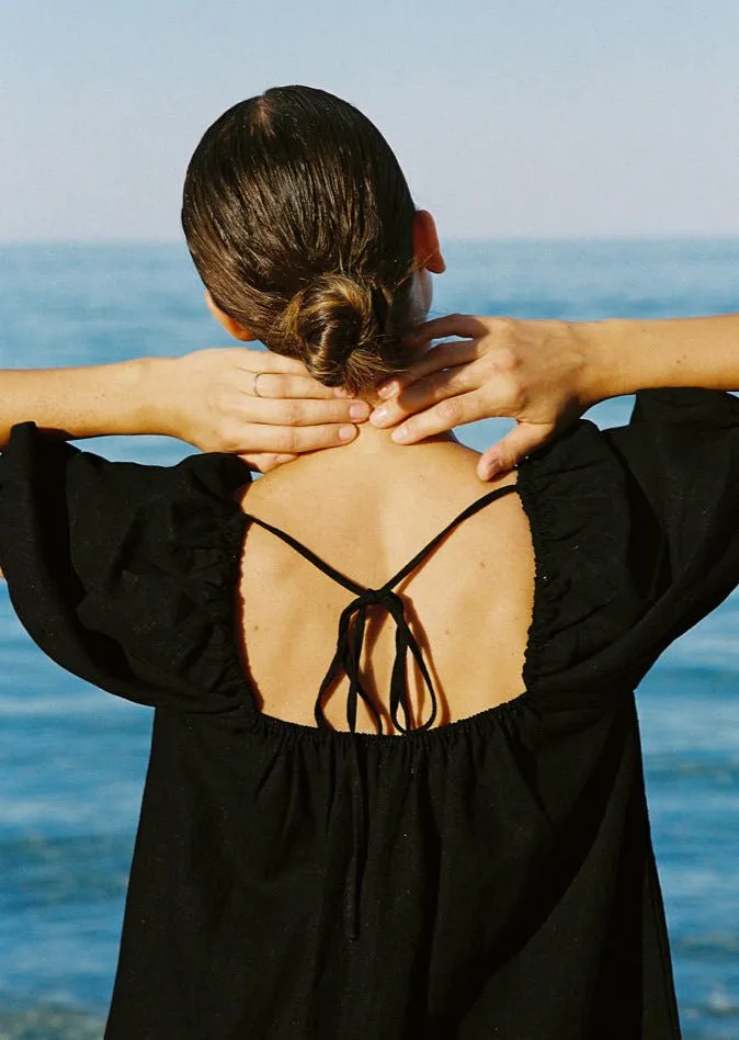 Shift Dress // Black