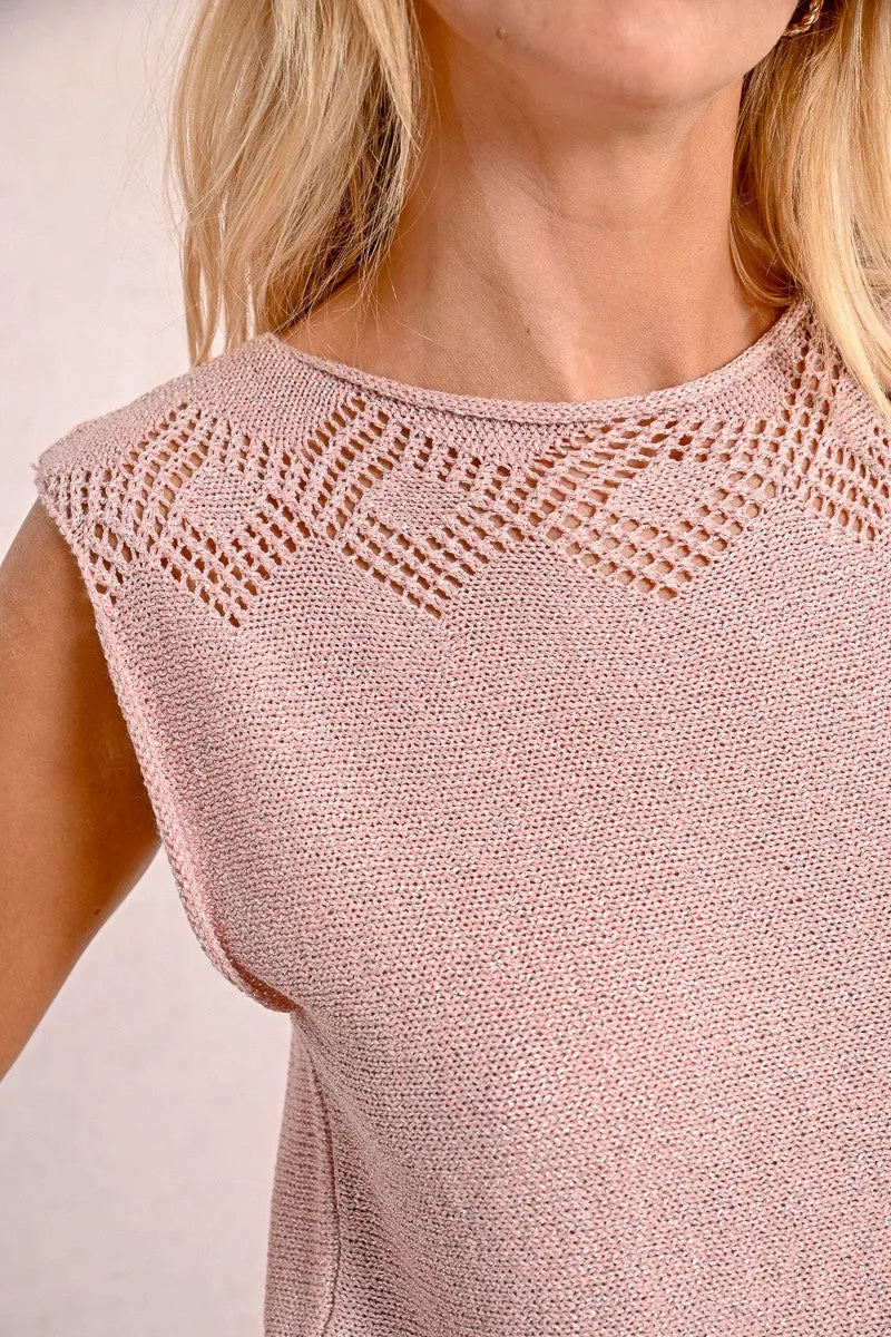 SLEEVELESS KNIT SWEATER