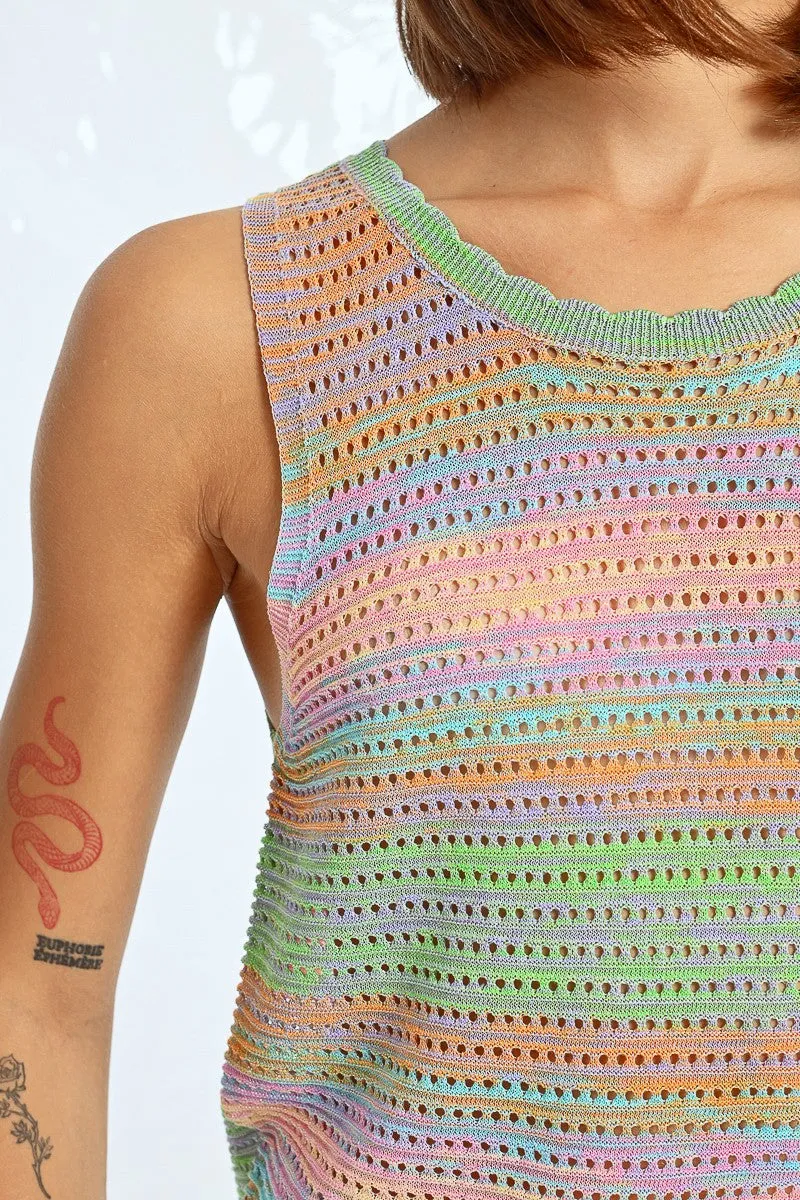 SLEEVELESS KNIT SWEATER