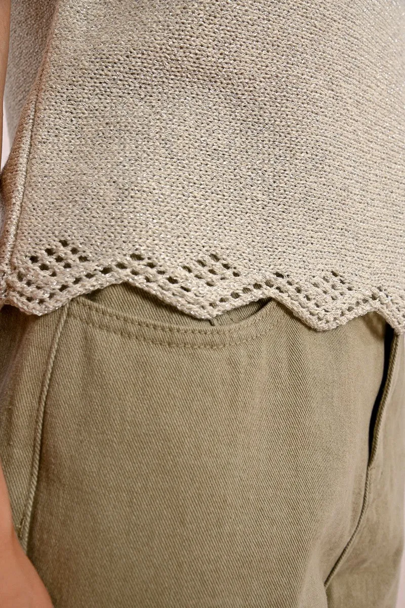 SLEEVELESS KNIT SWEATER