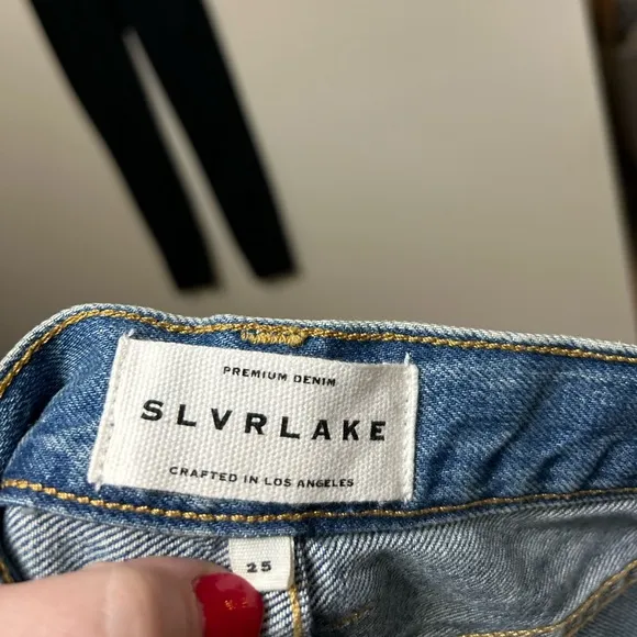⭐️SLVRLAKE Stella High Waist Slim Straight Leg Jeans in Badlands ⭐️