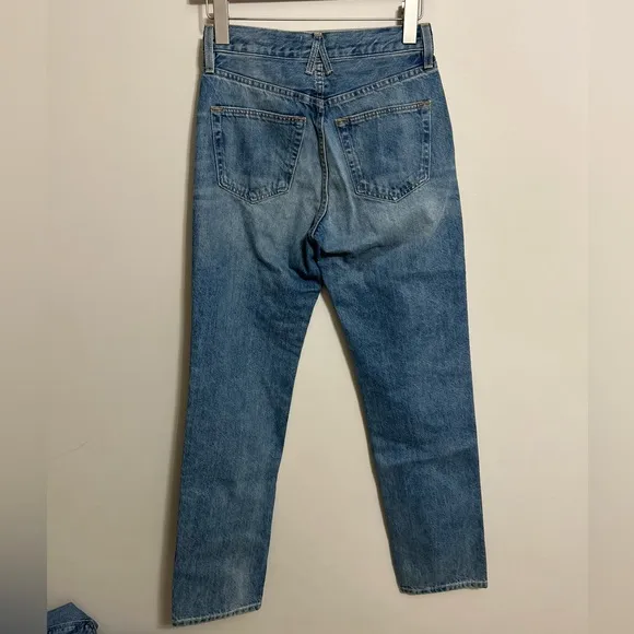 ⭐️SLVRLAKE Stella High Waist Slim Straight Leg Jeans in Badlands ⭐️