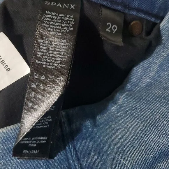 SPANX Signature Waist Ankle Skinny High Rise Back Zipper Jeans