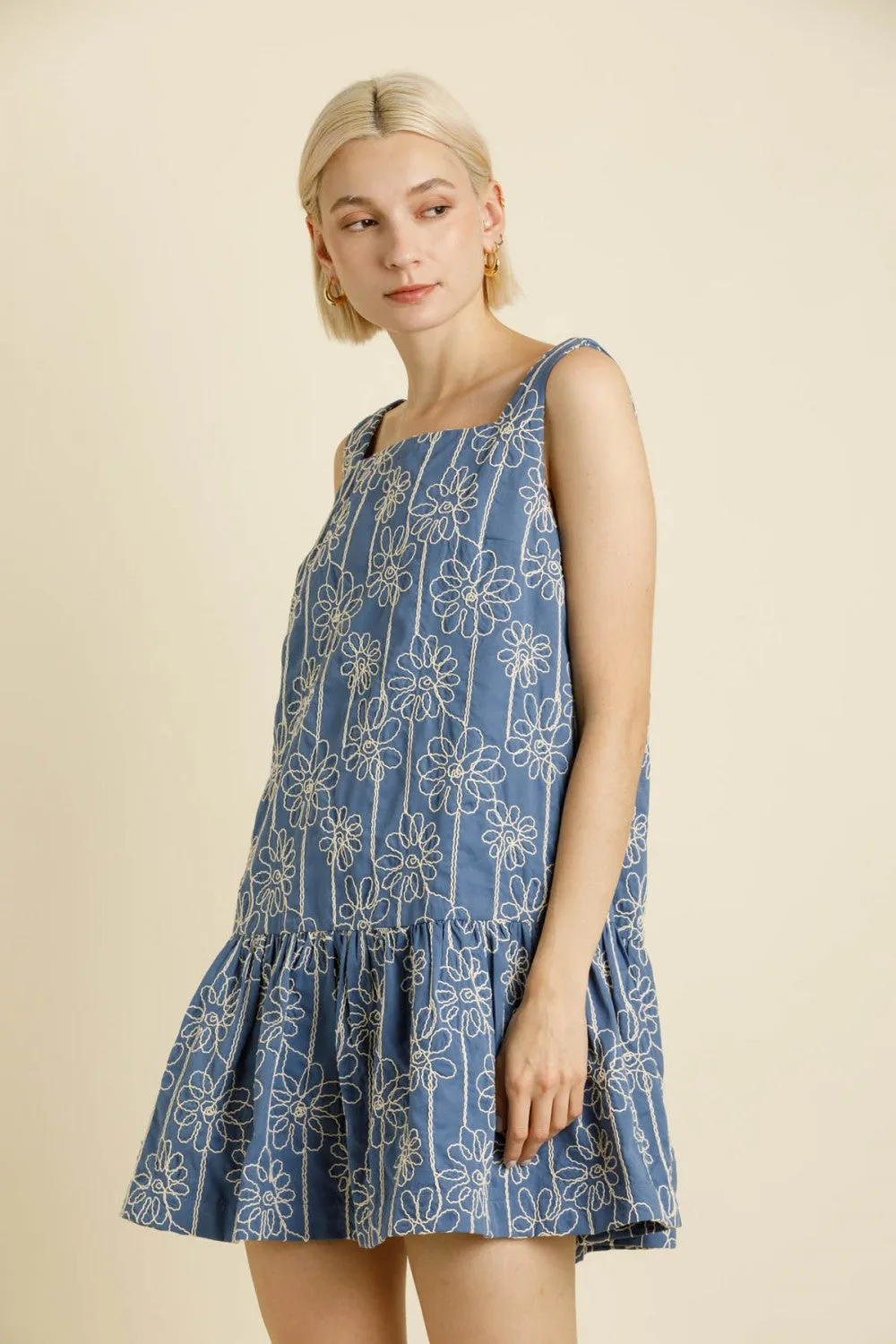 SQUARE NECK MINI SHIFT DRESS