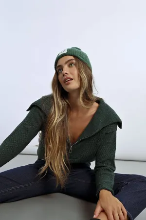 SWEATER WITH WIDE TRUCKER COLLAR