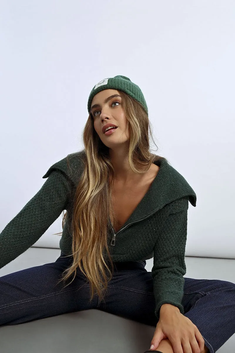SWEATER WITH WIDE TRUCKER COLLAR