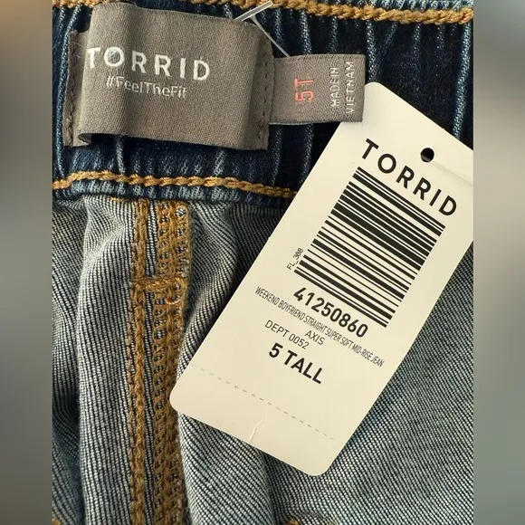 TORRID Weekend Boyfriend Straight Supersoft Casual Drawstring Waist Jeans 5T NWT