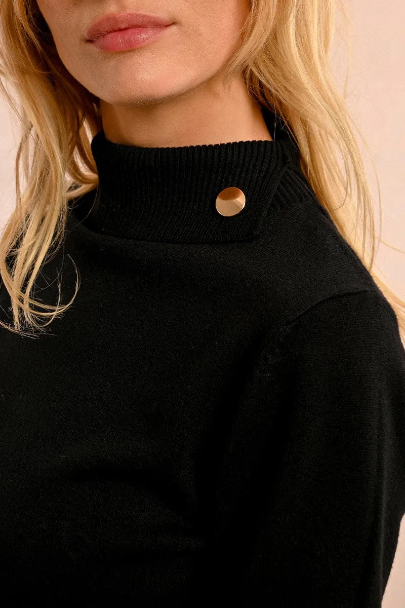 TURNED TURTLENECK SWEATER