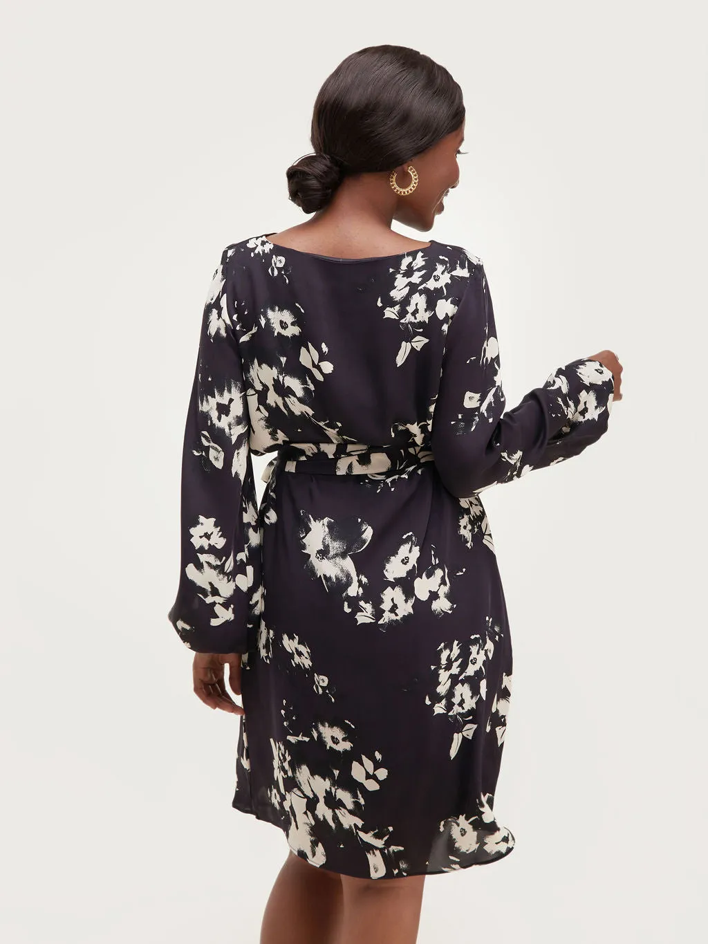 Vivo Zawadi Shift Dress - Black & Cream Print