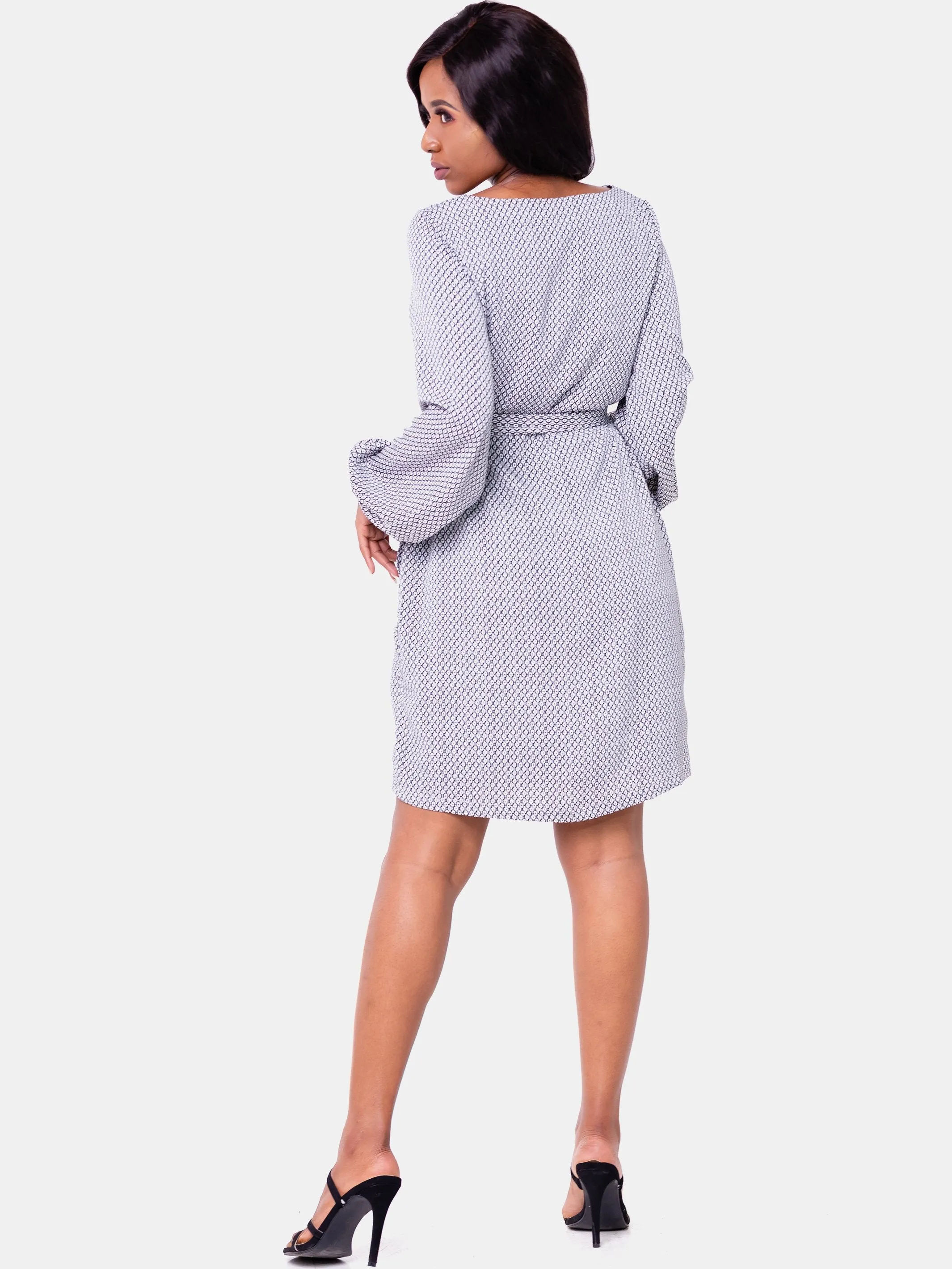 Vivo Zawadi Shift Dress - White Print