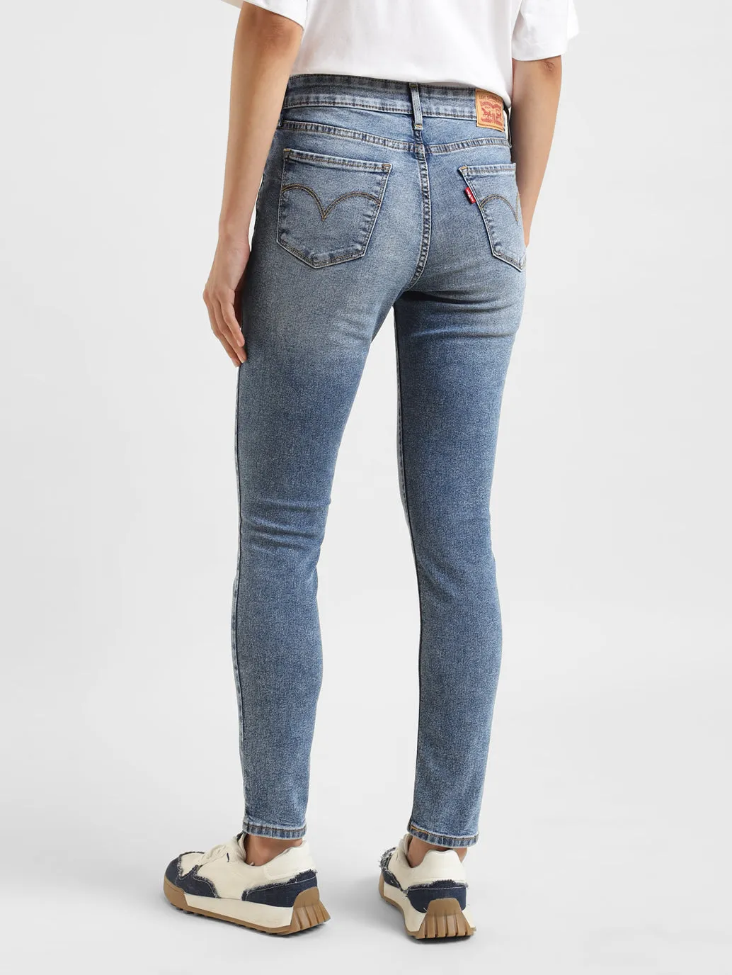 Women's 711 Blue Skinny Fit Mid Rise Jeans