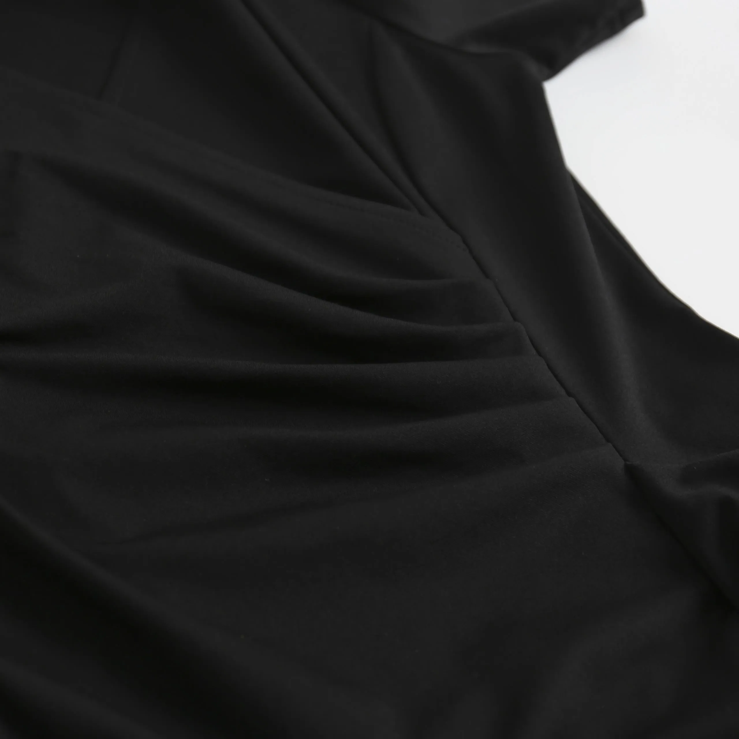 Women’s Chic Pleated Dress for a Flattering Silhouette