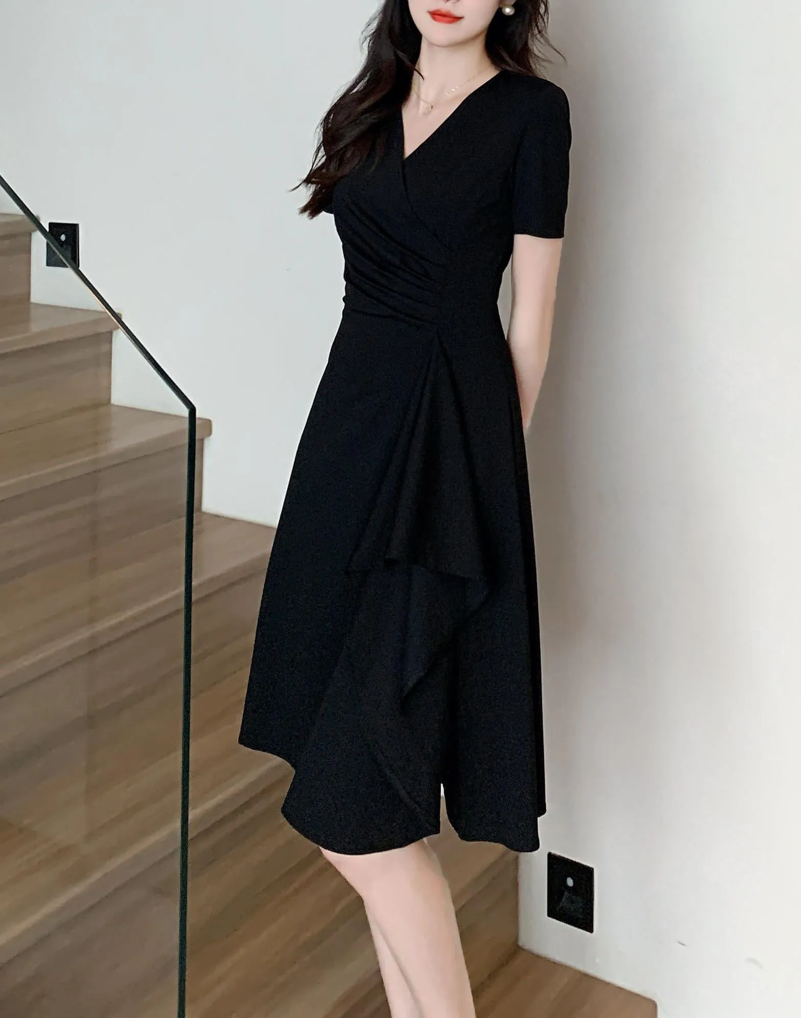 Women’s Chic Pleated Dress for a Flattering Silhouette
