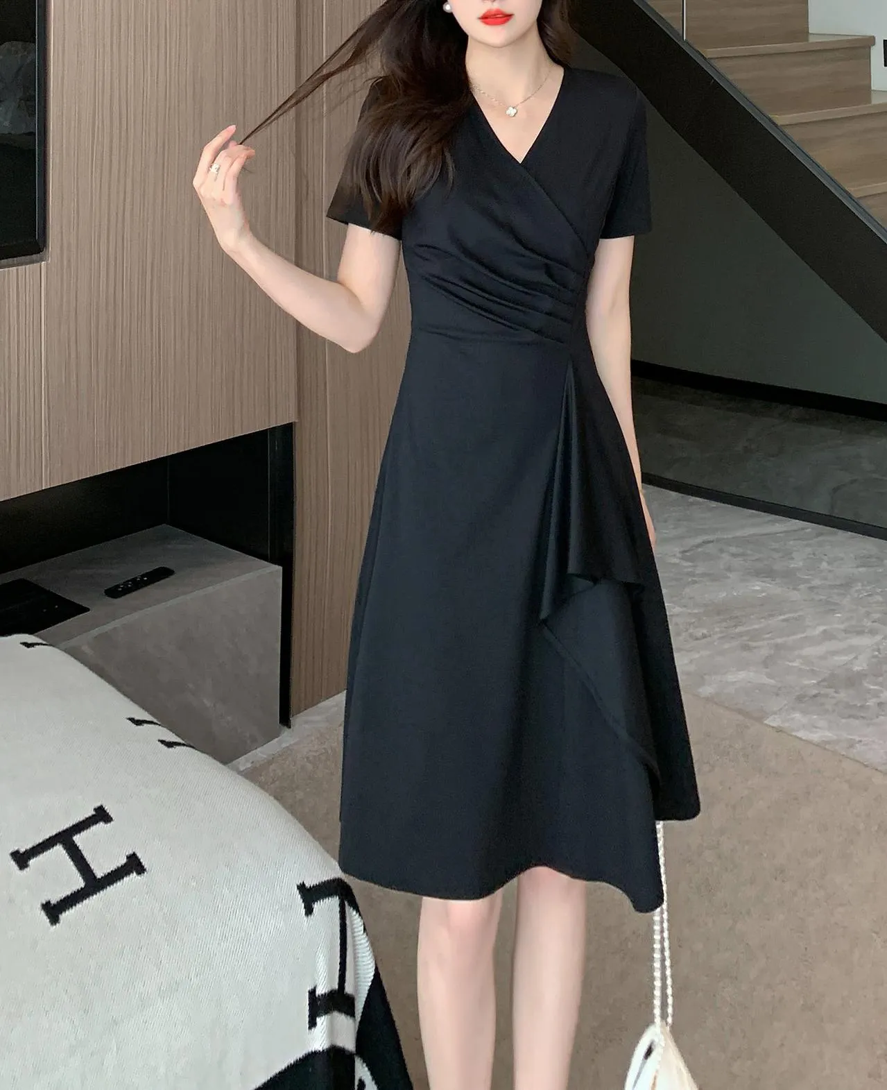 Women’s Chic Pleated Dress for a Flattering Silhouette