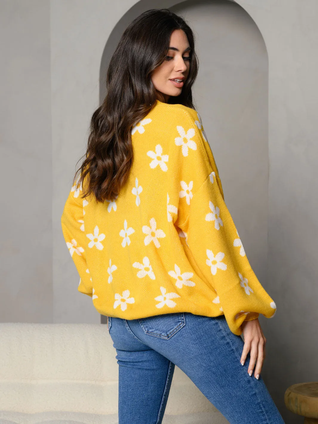 WOMEN'S DAISY PRINT LONG SLEEVE KNIT SWEATER