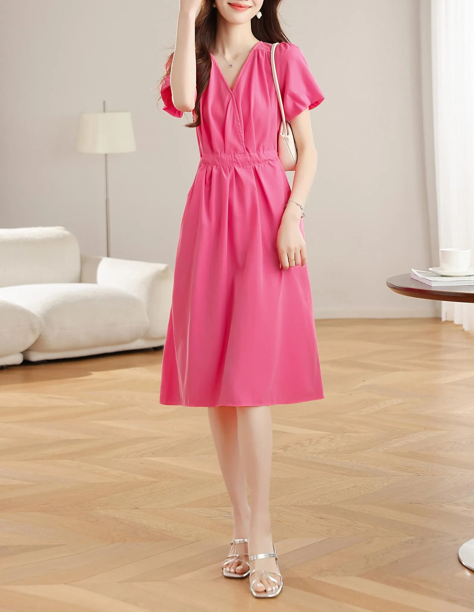 Women's Mid-Length Dress with Elastic Waist and In-Seam Pockets