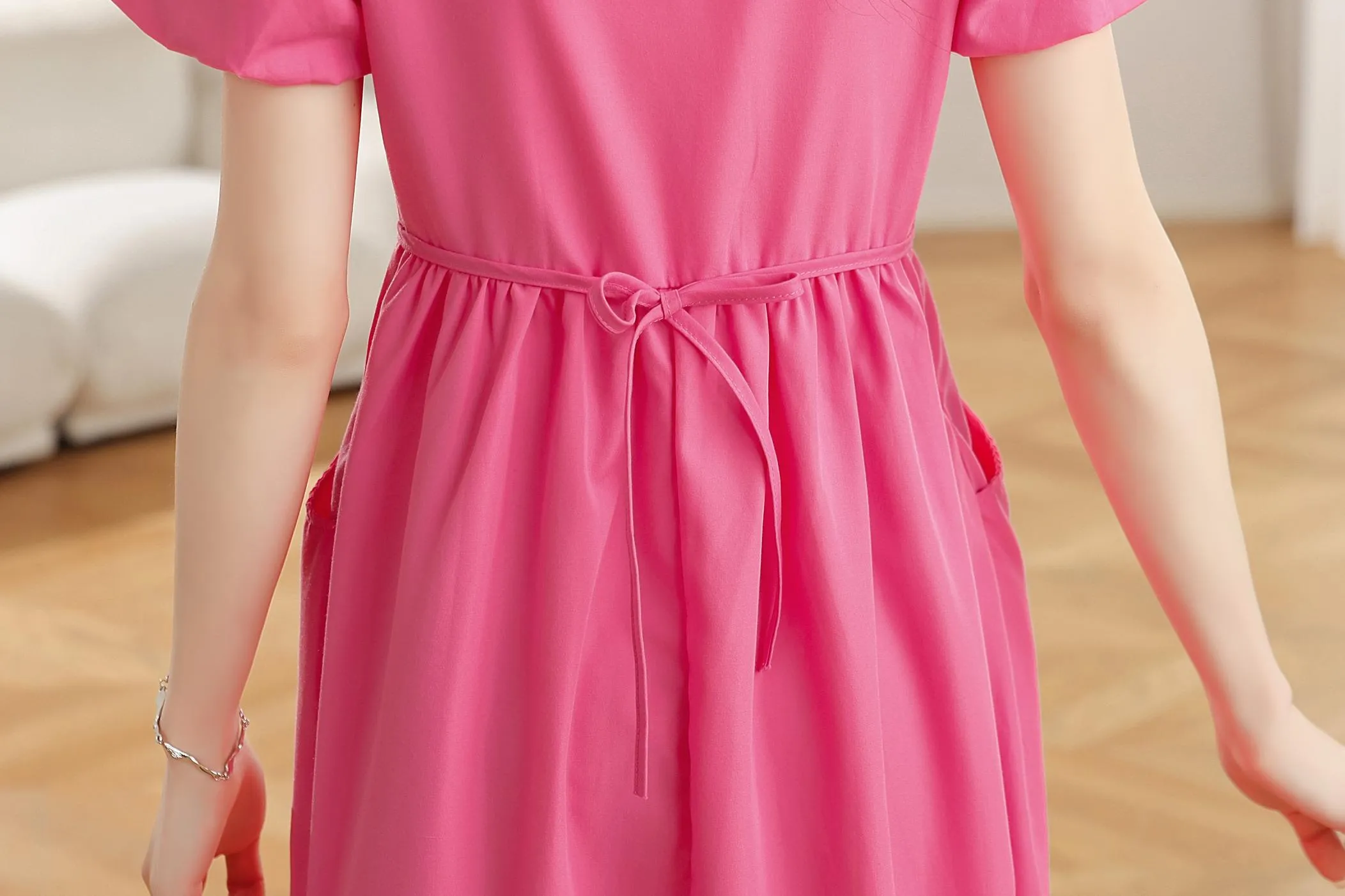 Women's Mid-Length Dress with Elastic Waist and In-Seam Pockets