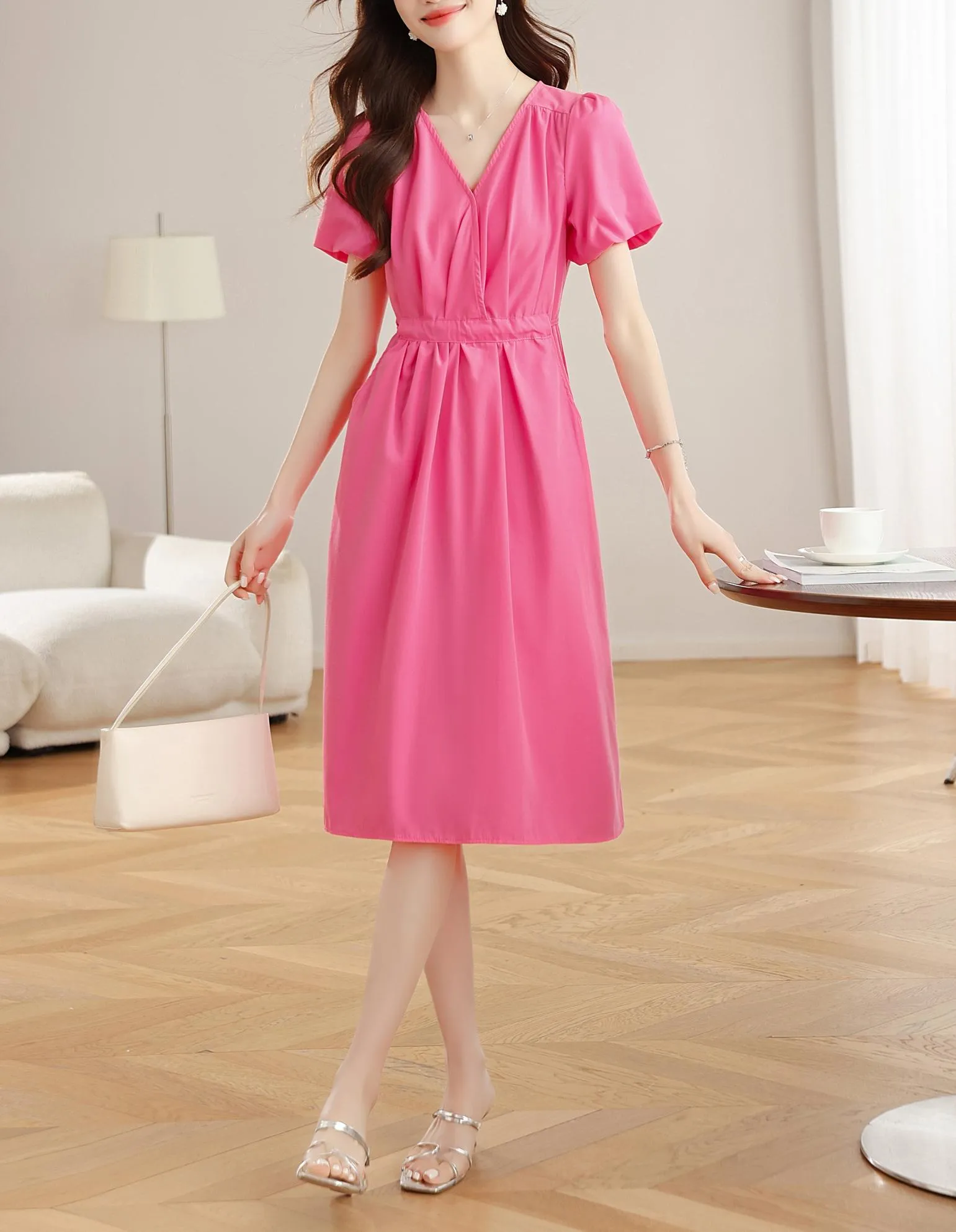 Women's Mid-Length Dress with Elastic Waist and In-Seam Pockets