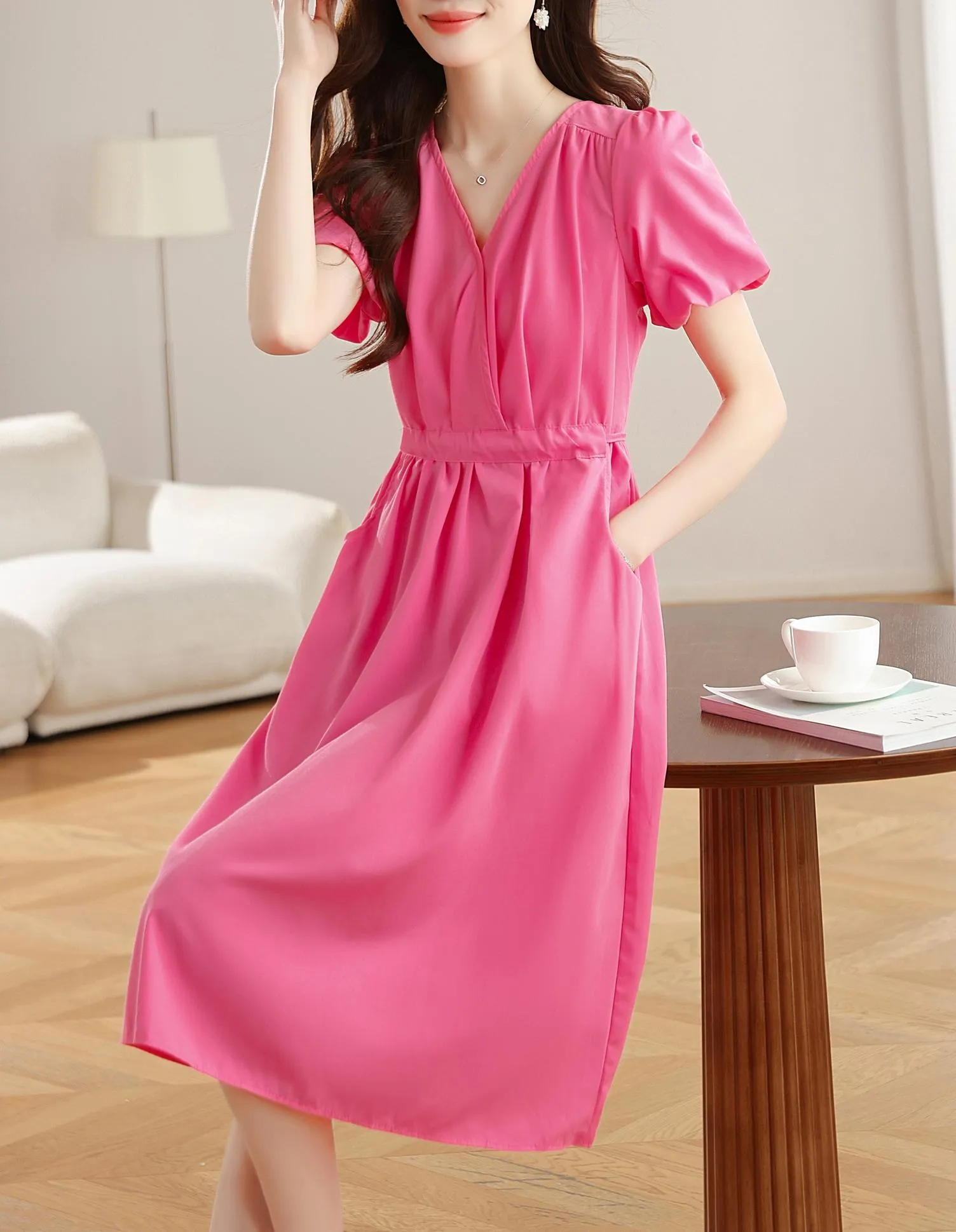Women's Mid-Length Dress with Elastic Waist and In-Seam Pockets