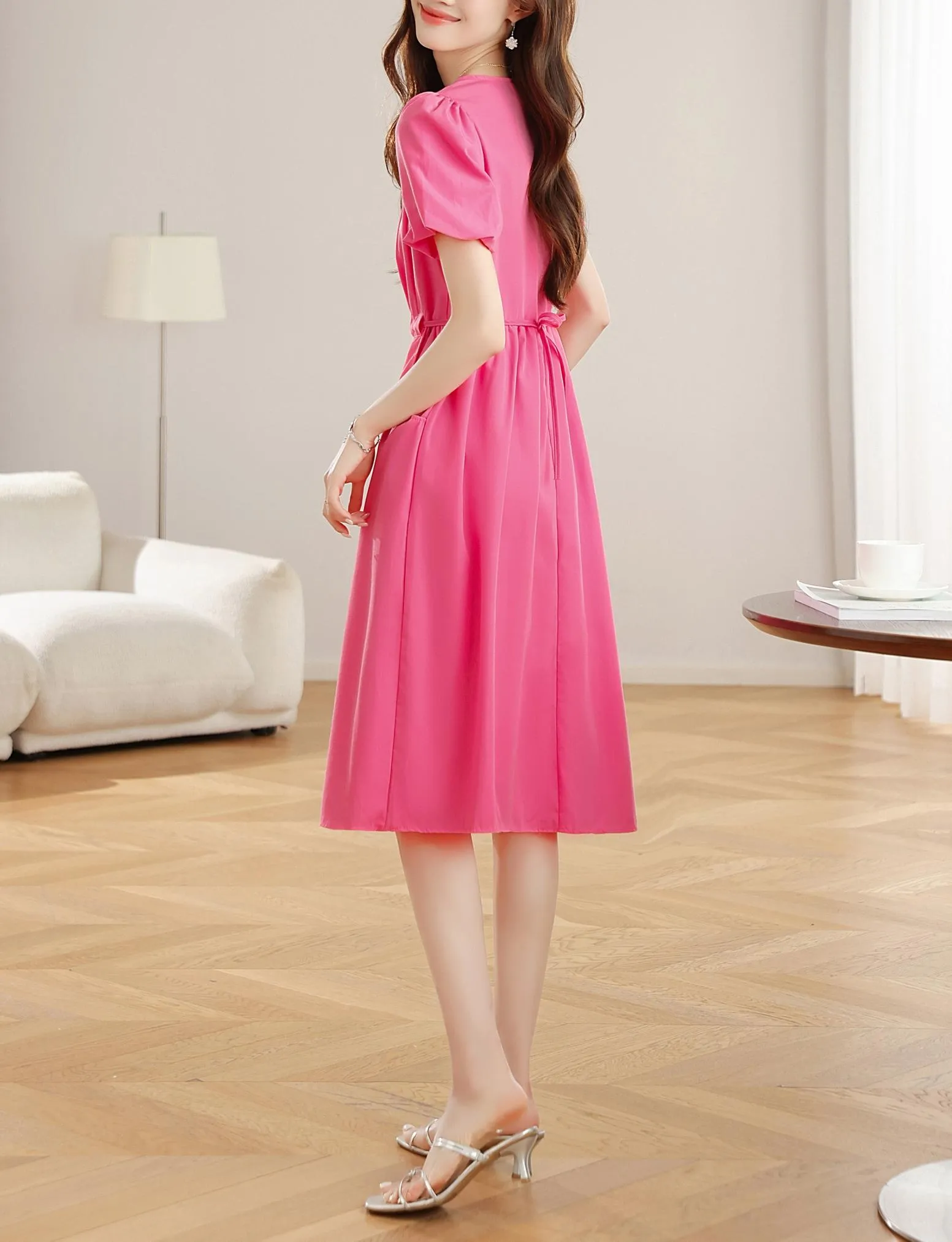 Women's Mid-Length Dress with Elastic Waist and In-Seam Pockets