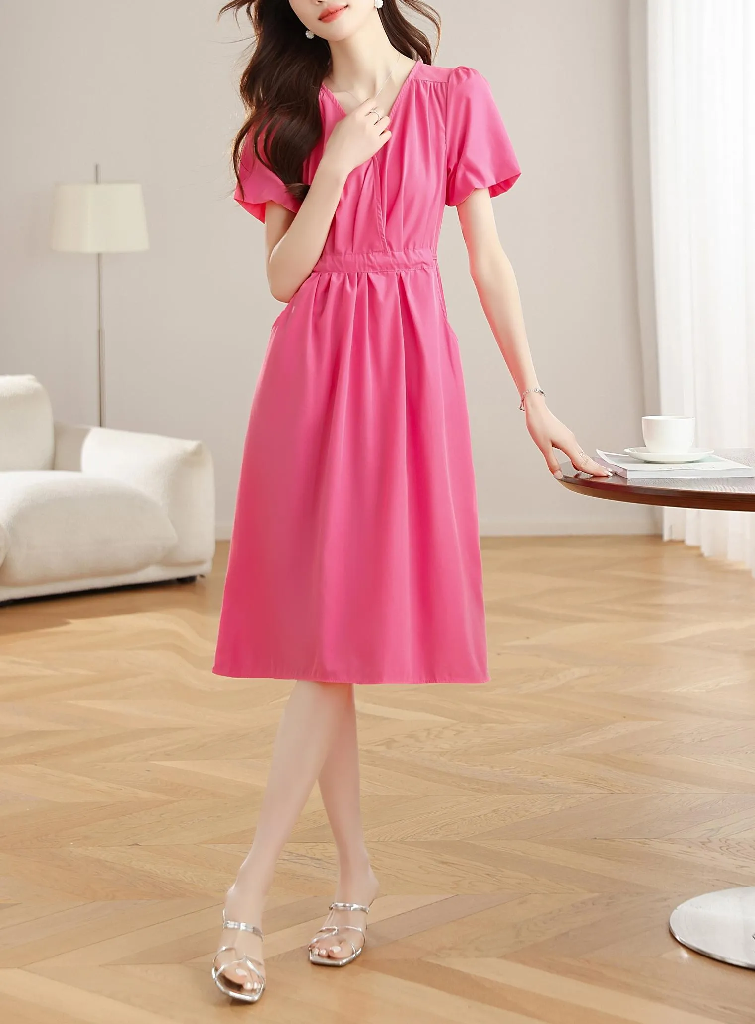 Women's Mid-Length Dress with Elastic Waist and In-Seam Pockets