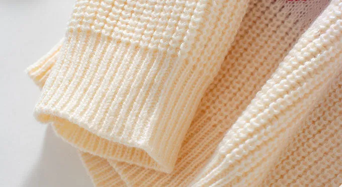 Women's Shrunken Crochet Jumper for a Stylish Look