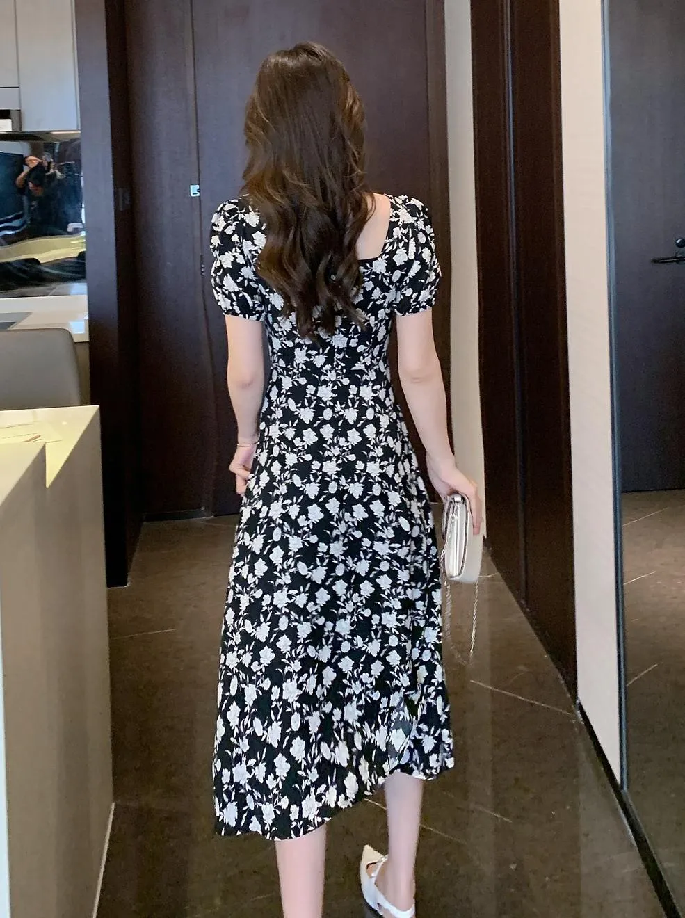 Women's Stunning Floral Print Tea Tea Dress with Split Thigh