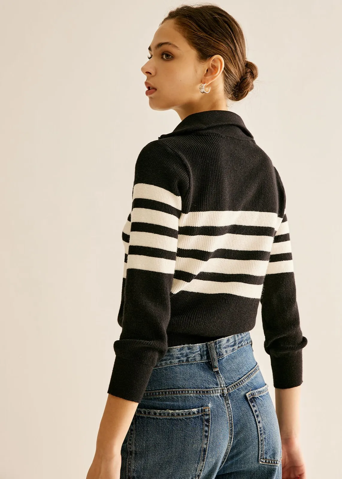 Zipper Striped Knit Sweater - Modern Casual Look